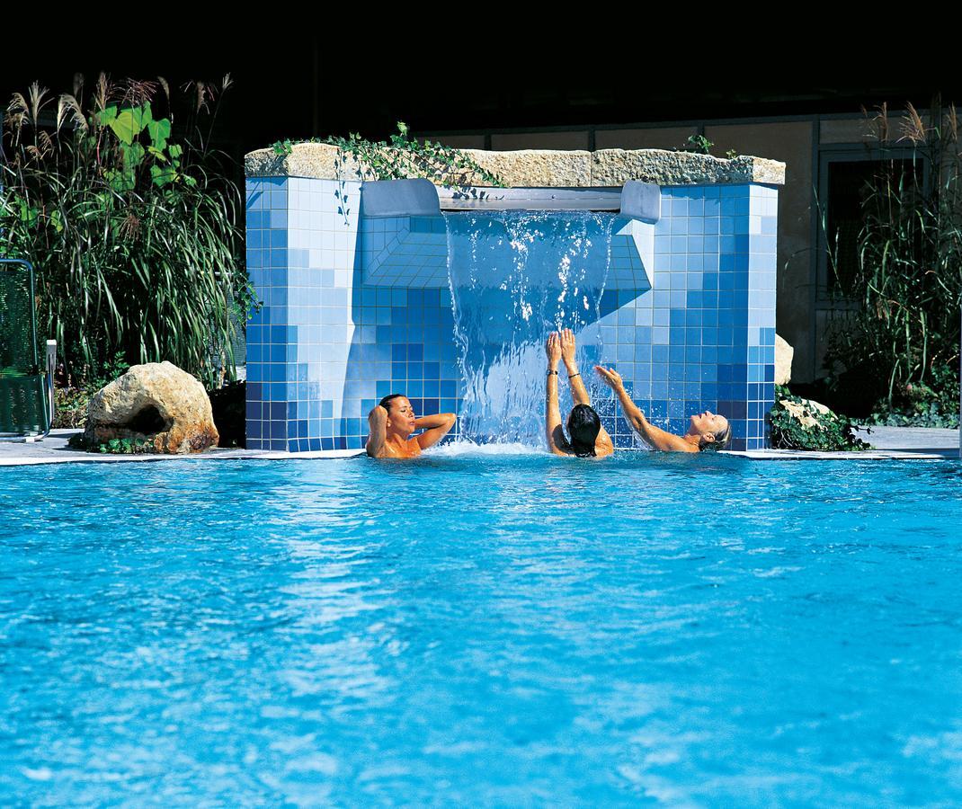 Hotel Hofmark Bad Birnbach Exterior photo